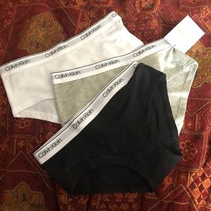 Never worn Calvin Klein underwear